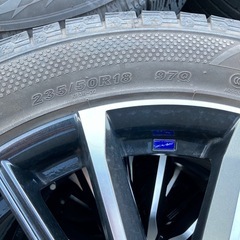 スタッドレスタイヤホイール4本セット　235/50R18の画像