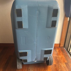 未使用品、Coleman.クーラーBOX.70QT.キャスター付き、の画像