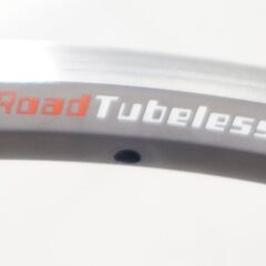 SHIMANO 「シマノ」 ULTEGRA WH-6700 フロントホイールの画像