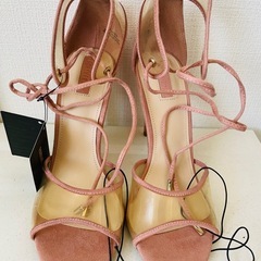 【未使用タグ付き】Forever21 ビニールハイヒールの画像