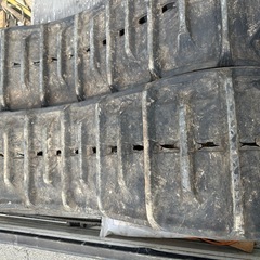 コンバインゴムクローラーの画像