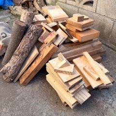キャンプ用　薪　端材　約5kgの画像