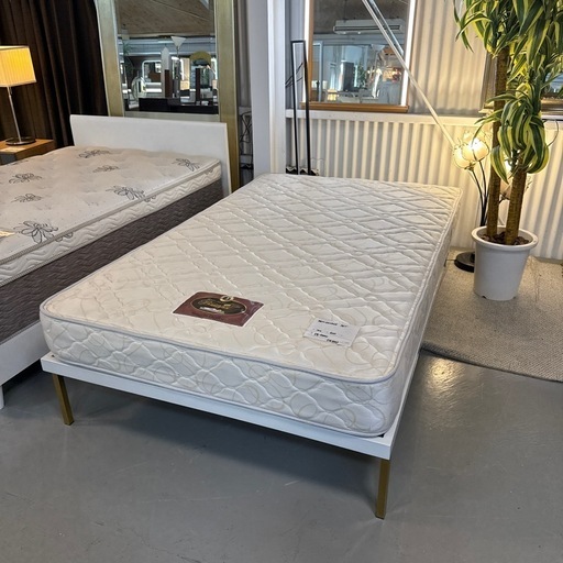 セミダブルベッドセット