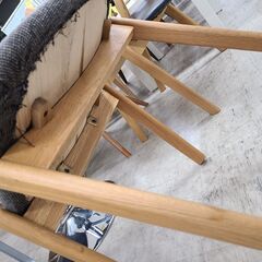 J1843【リユースのサカイ柏店】ダイニングチェア　アームチェア　クリーニング済みの画像