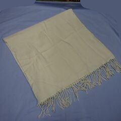 ( E-68 )UNIQLO ユニクロ ヒートテックマフラー オフホワイト 361-459730 中古の画像