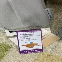 未使用　Marmotマーモットピークアップストライドパンツとモンベル手袋の画像