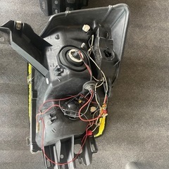 日産タイタン　スモークヘッドライトの画像