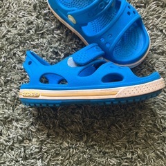 【キッズ】crocsサンダル 14の画像