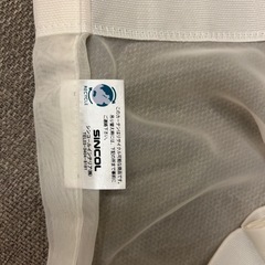 カーテンの画像