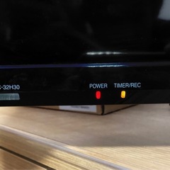 SHARP AQUOS 32インチ　テレビの画像