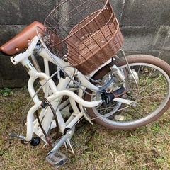 受け渡し予定者決定しました！【ジャンク】折りたたみ自転車　白　の画像