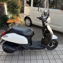 スズキレッツ50ccの画像