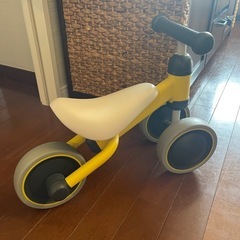 室内用　三輪車の画像