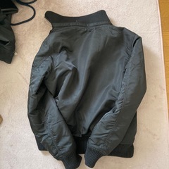 ALPHA IND ジャンバー　メンズM 欠品ありの画像