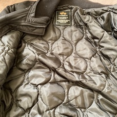 ALPHA IND ジャンバー　メンズM 欠品ありの画像