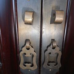 637＞　中国　飾り棚　キャビネット　ライト付きの画像