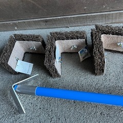 塗装  折半屋根　錆び落とし　ケレン等
の画像