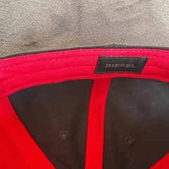 DIESEL ディーゼル キャップ 帽子 ブラック レッドロゴの画像