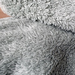 シーイン　130  もふもふパーカー　くすみグリーン　短めの画像