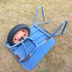 一輪車　手押し車　ねこの画像