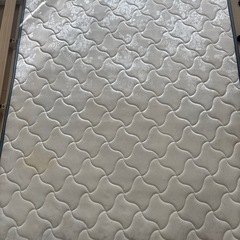 セミダブルマットレス