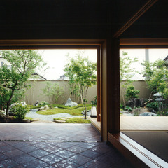 ▼正社員：造園の現場作業員（施工管理候補）【経験者募集】▼ 建設会社や公共工事でも表彰された実績あり◎ 年間休日拡大中！働きやすさ重視の職場環境◎ 創業150年超の安定基盤！技術を次世代へ継承◎の画像