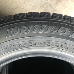 ダンロップ WM02 175/65r15 スタッドレス 4本の画像