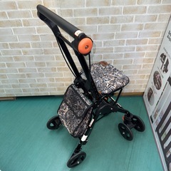 幸和製作所　シルバーカー　TacaoF コンパクト　軽量の画像