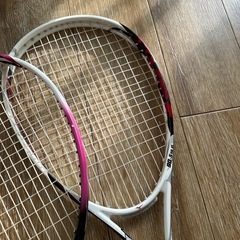 軟式テニスラケット２本の画像