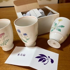 香蘭社　湯呑み？の画像