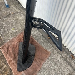 カーボンのGTウィングの画像