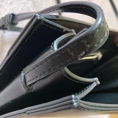 YAHKI ショルダーバッグ　ブラックレザー　本日可能なかたの画像