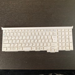 LIFEBOOK AH56/D キーボード単体　ジャンク品としておきます。の画像