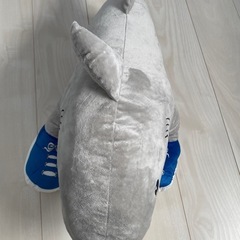 未使用　足が生えているサメの画像