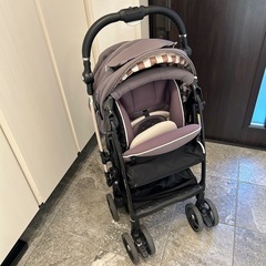 アップリカ　AB型ベビーカーの画像