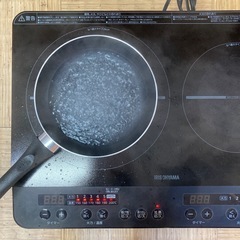 IRIS OHYAMA/アイリスオーヤマ IHK-W13S-B 2口IHコンロ 2021年製 通電OK 動作品 A064の画像