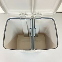 stp-3580　分別ダストボックス　45L　ペダル式　フタ付き　サイドフック　蓋　ゴミ箱　大容量　グレー　スクエアの画像