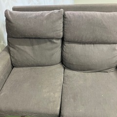 グレーゆったりソファーの画像