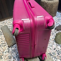 スーツケースの画像