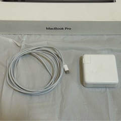 Macbook pro 15inch 2016 i7 16gb（ディスプレイ割れの画像