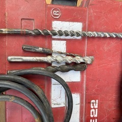 HILTI ヒルティ TE22 ハンマードリル ビット3本付 ケース付 中古の画像