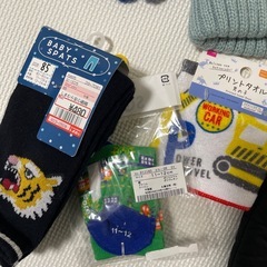 子供　冬用小物　タグ付きの画像