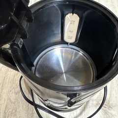 電気ケトル MAX0.8L 黒 動作問題なしの画像