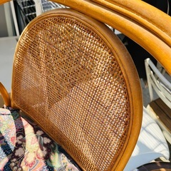 ラタン 回転イス 籐椅子 回転チェア ラタンチェア 座椅子 クッション付き 和モダン 和室 洋室兼用 背もたれ 籐家具 円形座面 回転式チェア 籐回転椅子 アジアン リゾート ヴィンテージ / Rattan Swivel Chair Cushion Japanese Modern Asian Vintage Bamboo Rotating Seat の画像
