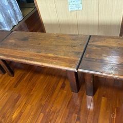 アンティク風テーブルの画像