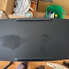 【11/28 17時現在まとめ引取り希望の方と交渉中につき返信お待ちください】テーブル2つテーブル2つセット（ベッド対応可能と小さな物置テーブル）の画像