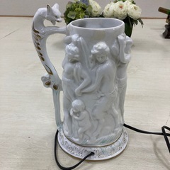 ジョッキ型　スタンドライト　照明の画像