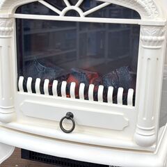 札幌 東区 ニトリ/NITORI 暖炉型ファンヒーター BLT-999B-2-S-Ⅳ 2022年製 アイボリー 擬似炎照明 即暖 おしゃれ 電気ストーブ 暖房器具 動作確認済みの画像