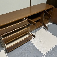 テレビ台の画像