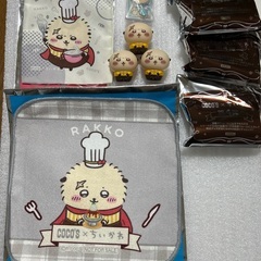 【ちいかわ】ココス×ちいかわ第4弾のラッコ3体などを同じく…